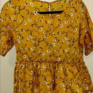 Floral blouse.